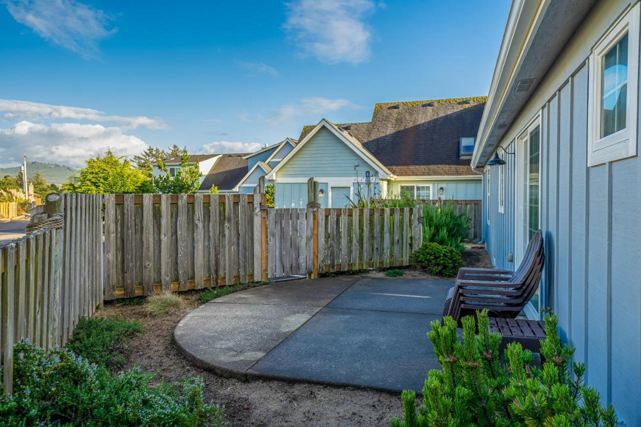 The Surfbird Villa Pacific City Exterior photo