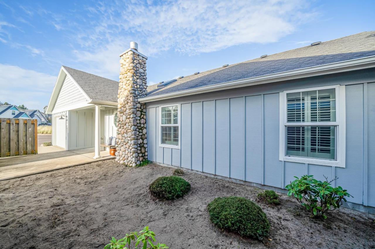 The Surfbird Villa Pacific City Exterior photo